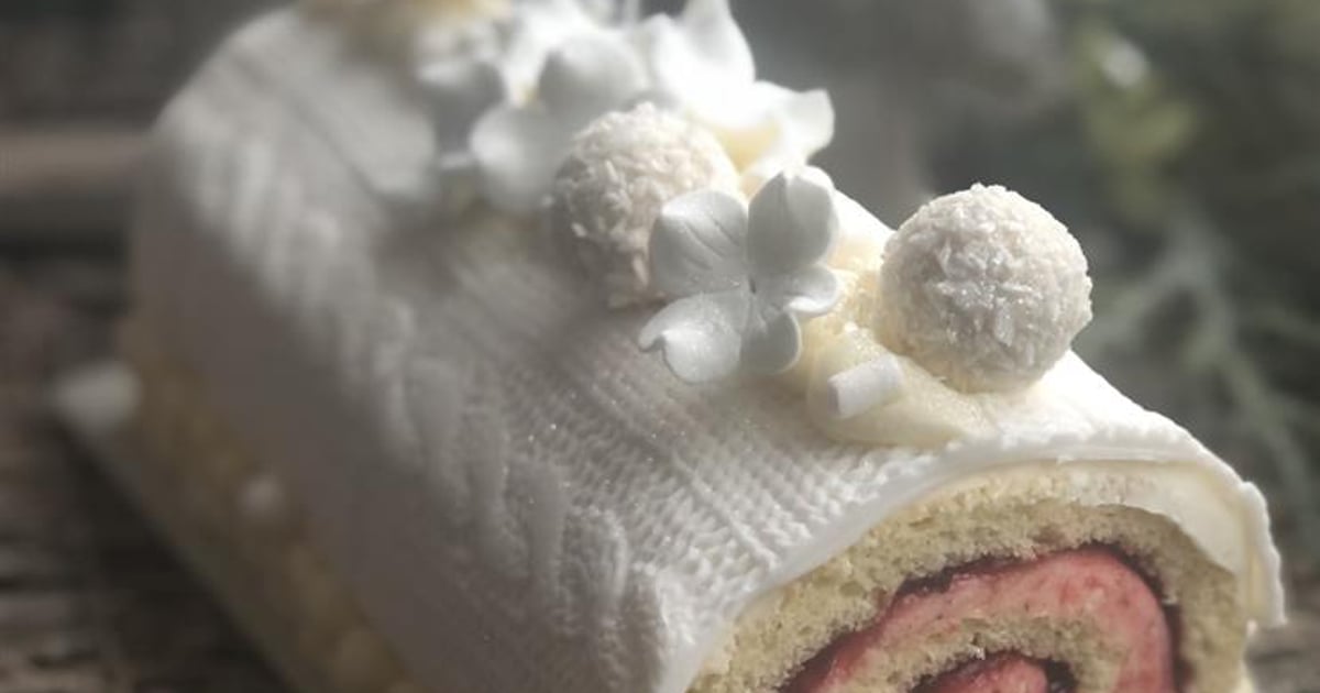 NEW! White Chocolate & Raspberry Mini Yule Log — WOW! Factor Desserts