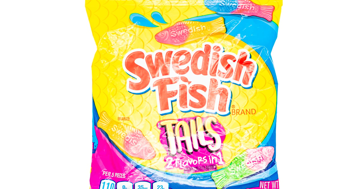 Swedish Fish Tails 2 Flavors in 1 (226) g – Snaxies