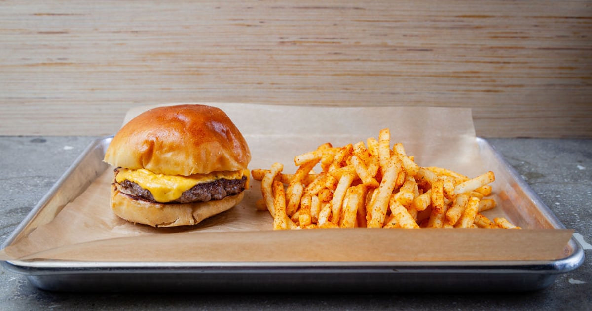 Kid Cheeseburger Main Tennfold