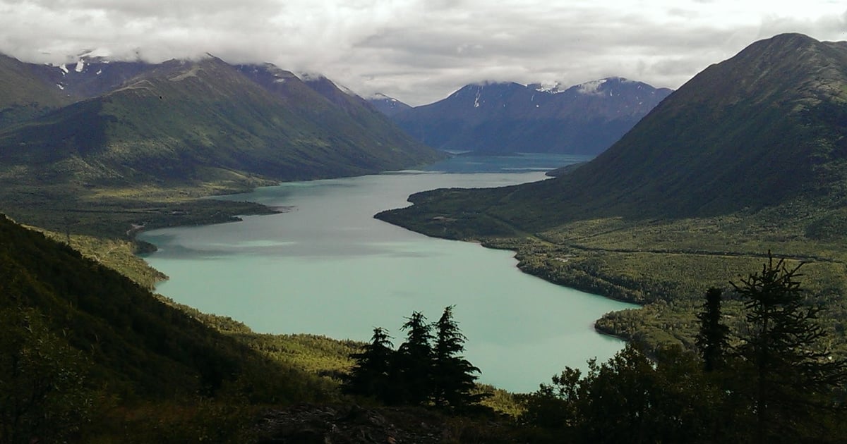 Gwin's Lodge Restaurant in Cooper Landing, AK