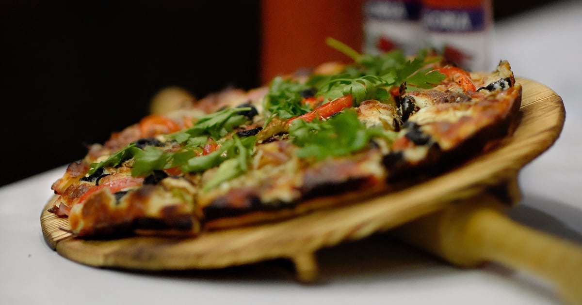 Contact Squirrel's Pizza Pizza Restaurant in Savannah, GA