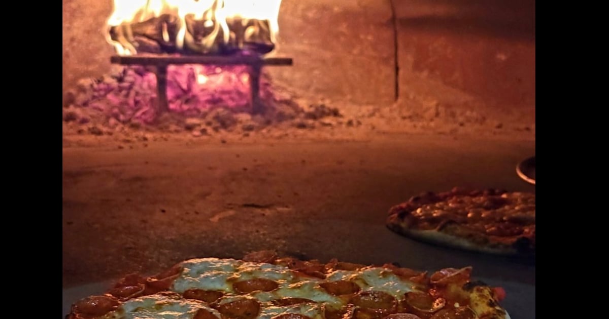 Squirrel's Pizza Pizza Restaurant in Savannah, GA