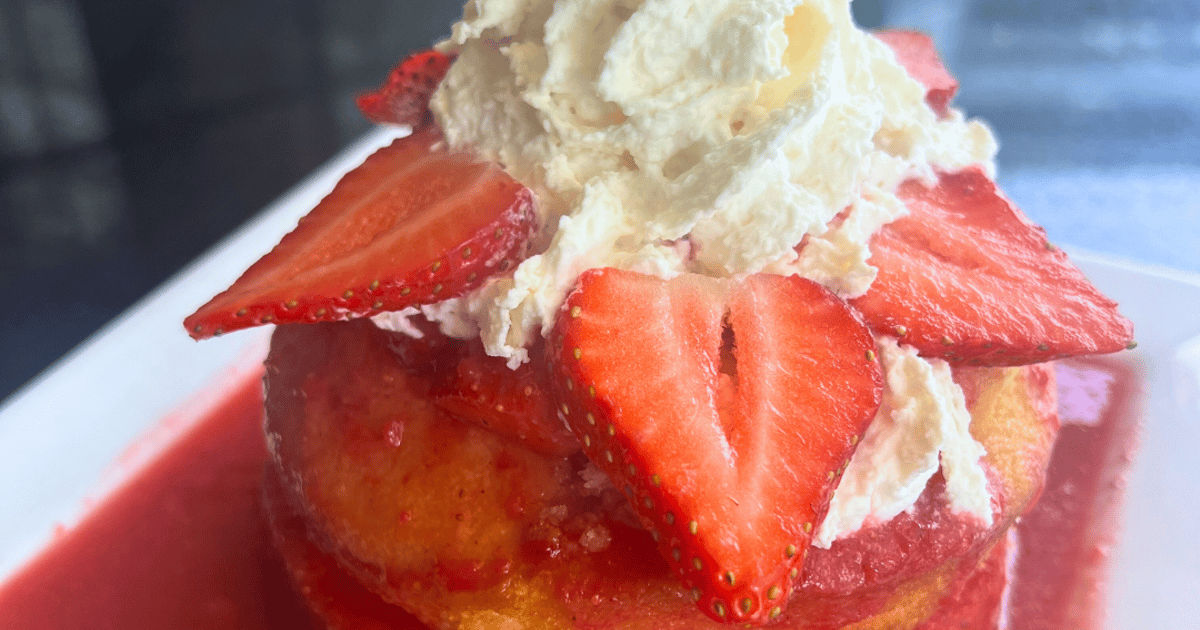 Strawberry Shortcake Desserts Market Street Grill Oyster Bar 