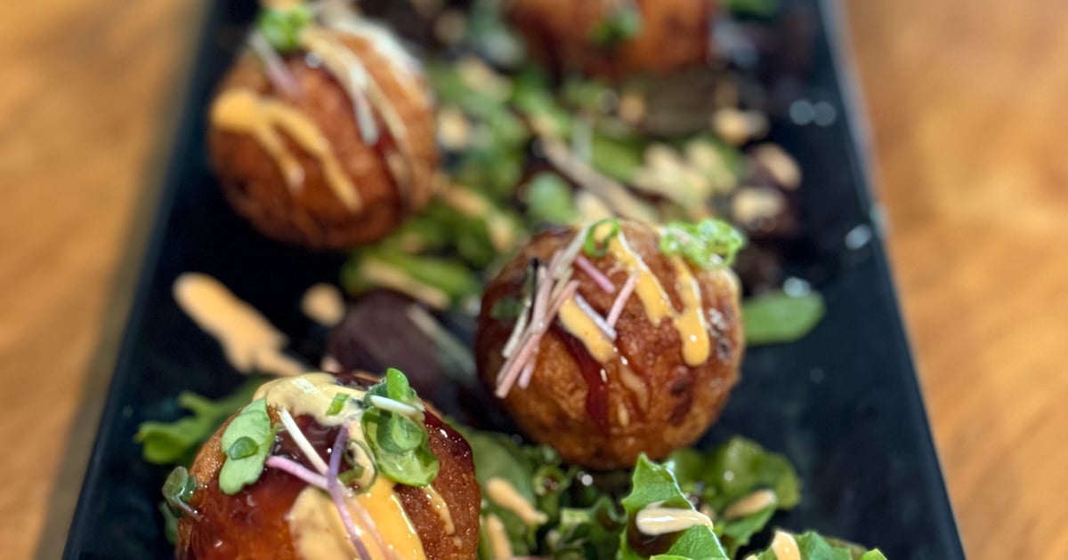 Takoyaki - Teppanyaki Time: Japanese & Sushi Restaurant in