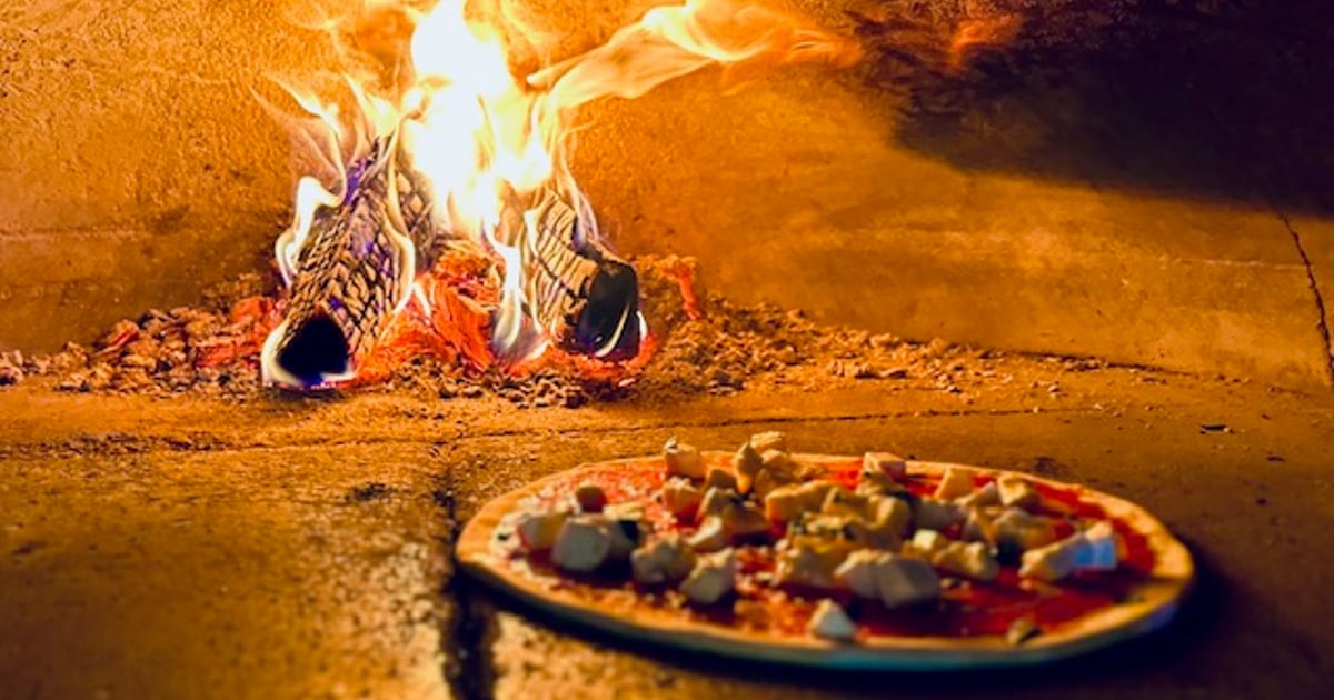 Elizabeth's Pizza - Battleground - Italian Restaurant in Greensboro, NC