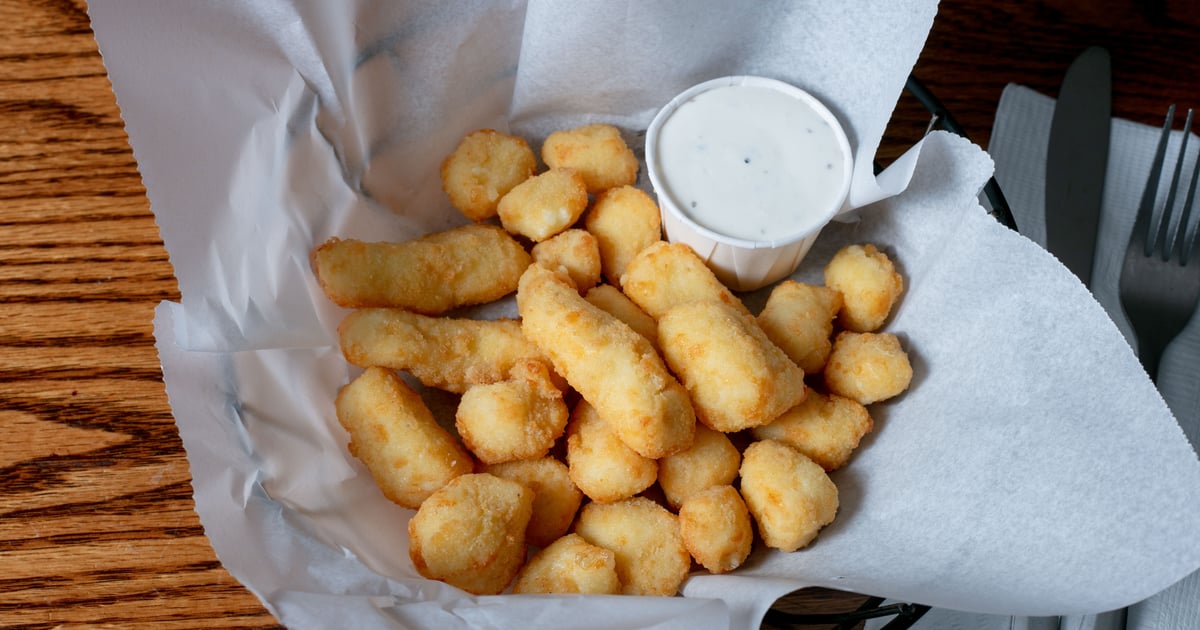 Wisconsin Cheese Curds Lunch and Dinner Menu 75th Street Inn Bar