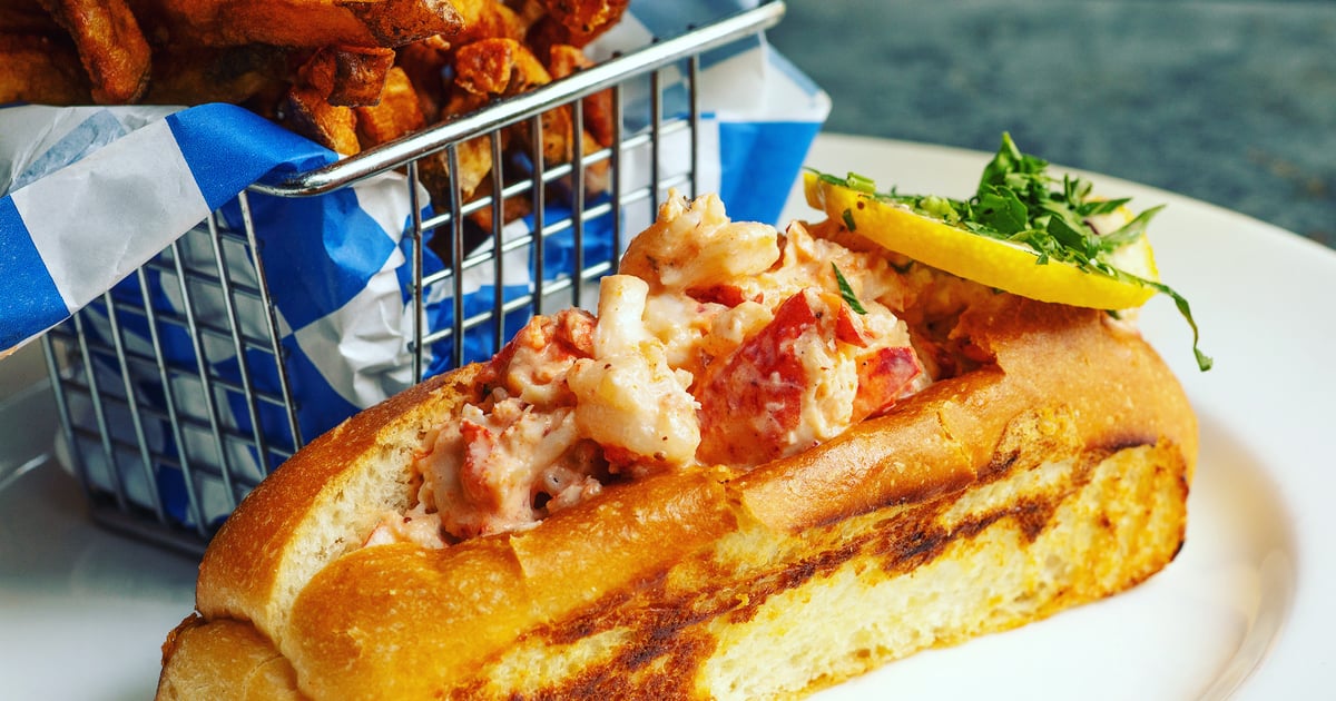 Lobster Roll Dinner Menu Gates Restaurant + Bar