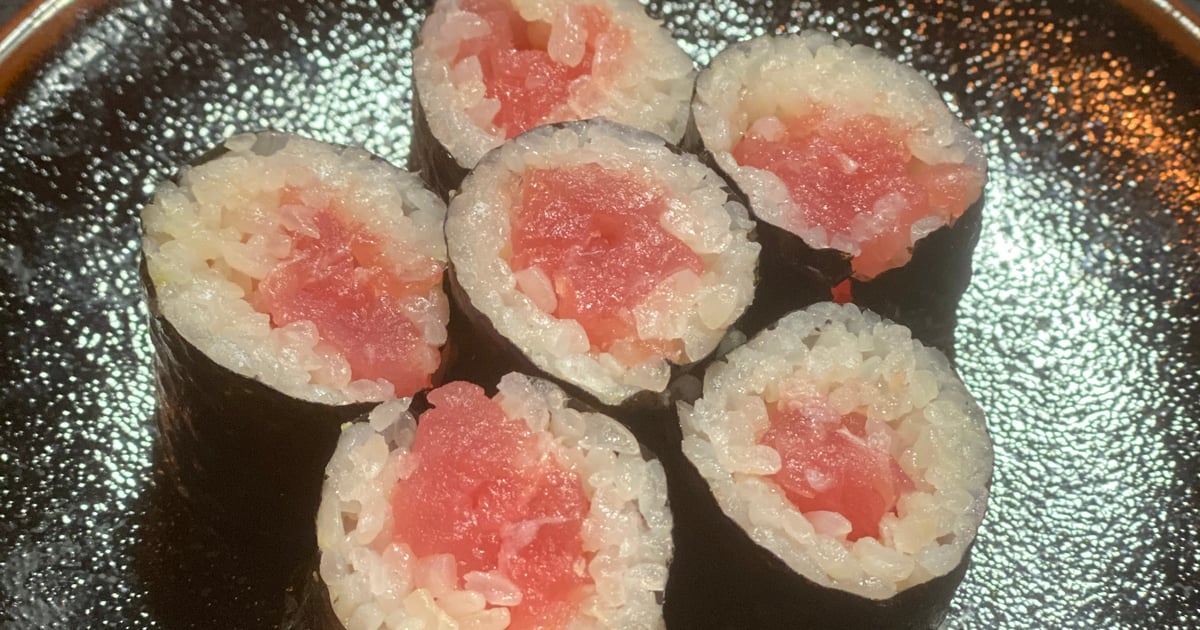 Tekka Maki (Tuna Sushi Roll) – Takes Two Eggs