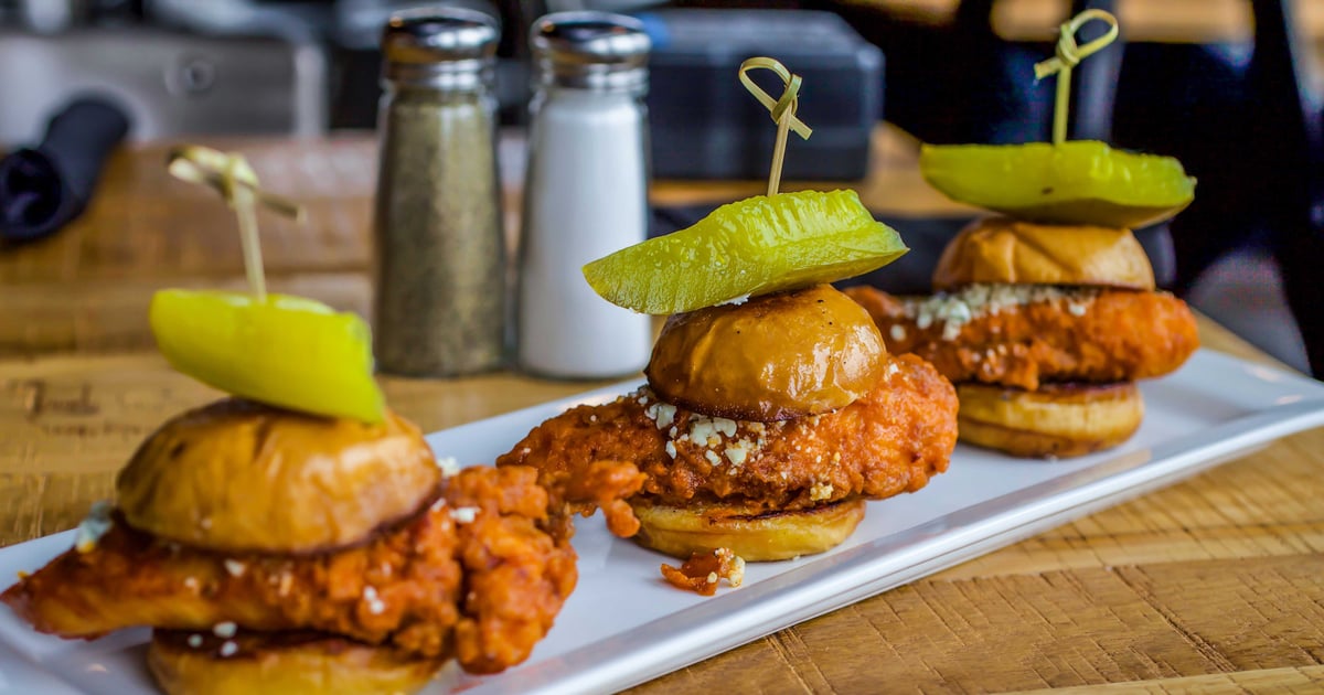 two-for-10-sliders-menu-restaurant-10-restaurant-in-atlanta-ga