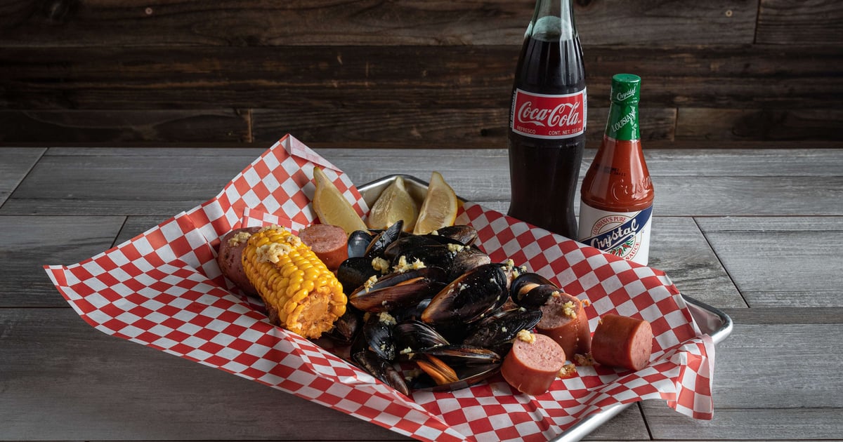 Mussels Full Menu Crab In A Bag Seafood Restaurant in Bakersfield, CA