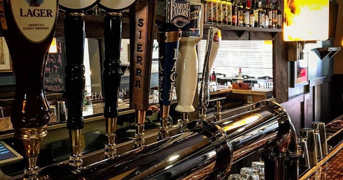 Features Chapman's Food & Spirits Restaurant in Southern Pines, NC