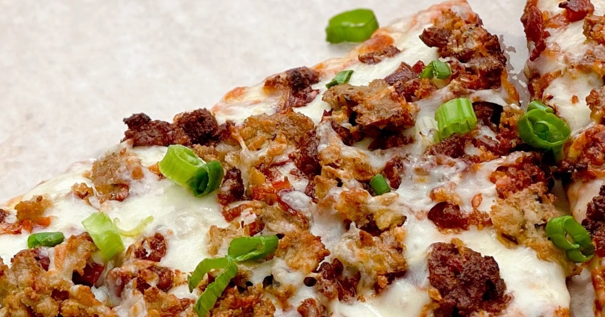 Meat Lovers Flatbread Food Terrene