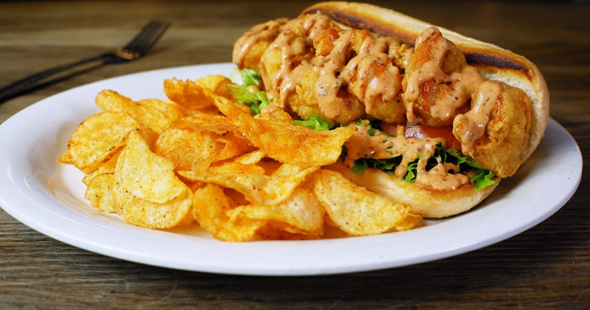 shrimp-po-boy-lunch-rosie-s-cafe-cafe-in-ga