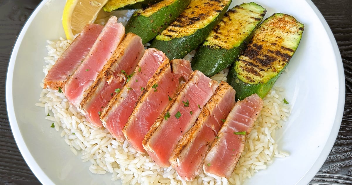 cajun-seared-ahi-tuna-our-menu-hook-d-fish-grill-seafood-restaurant