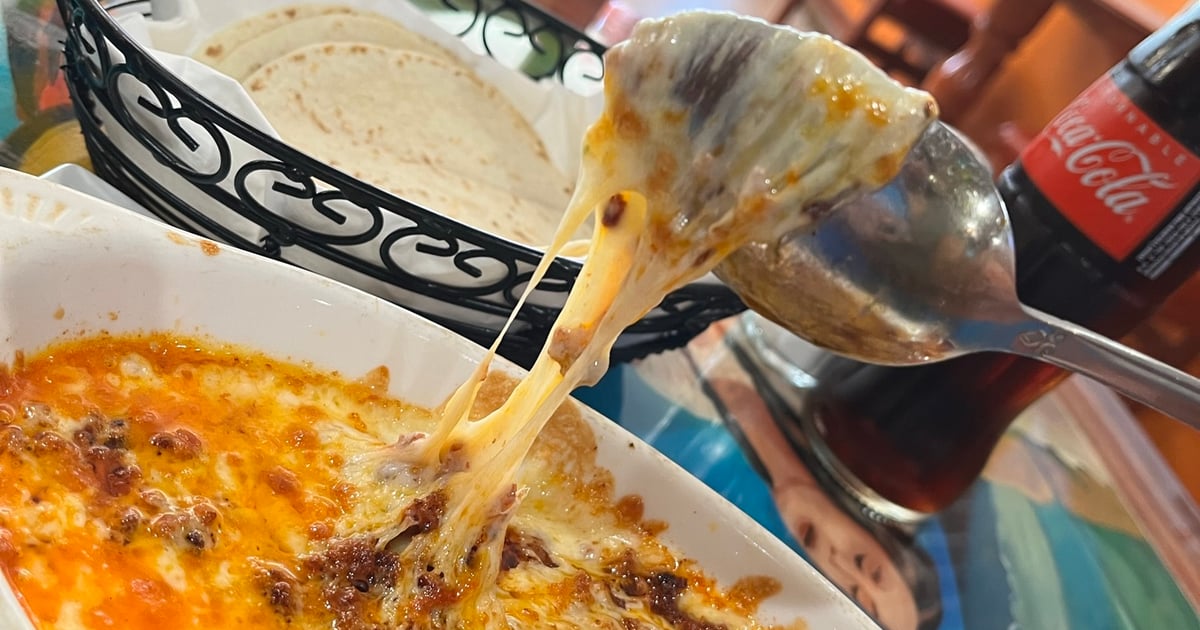 Queso Fundido Con Chorizo Menu Tacos Express