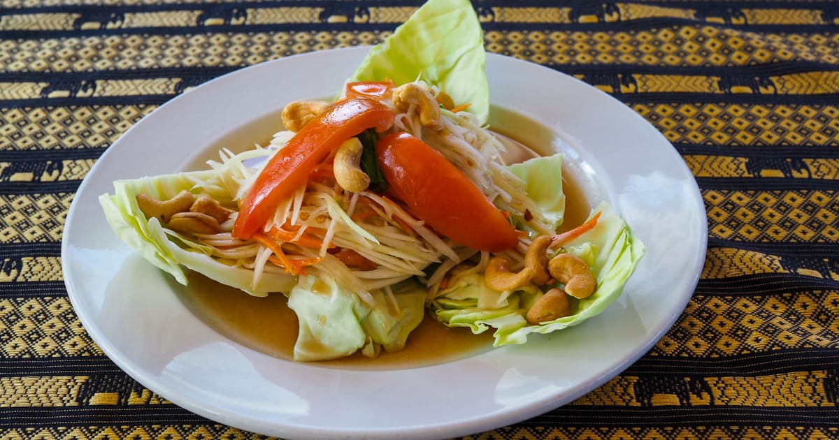 Papaya Salad - Som Tum — Hi Palita