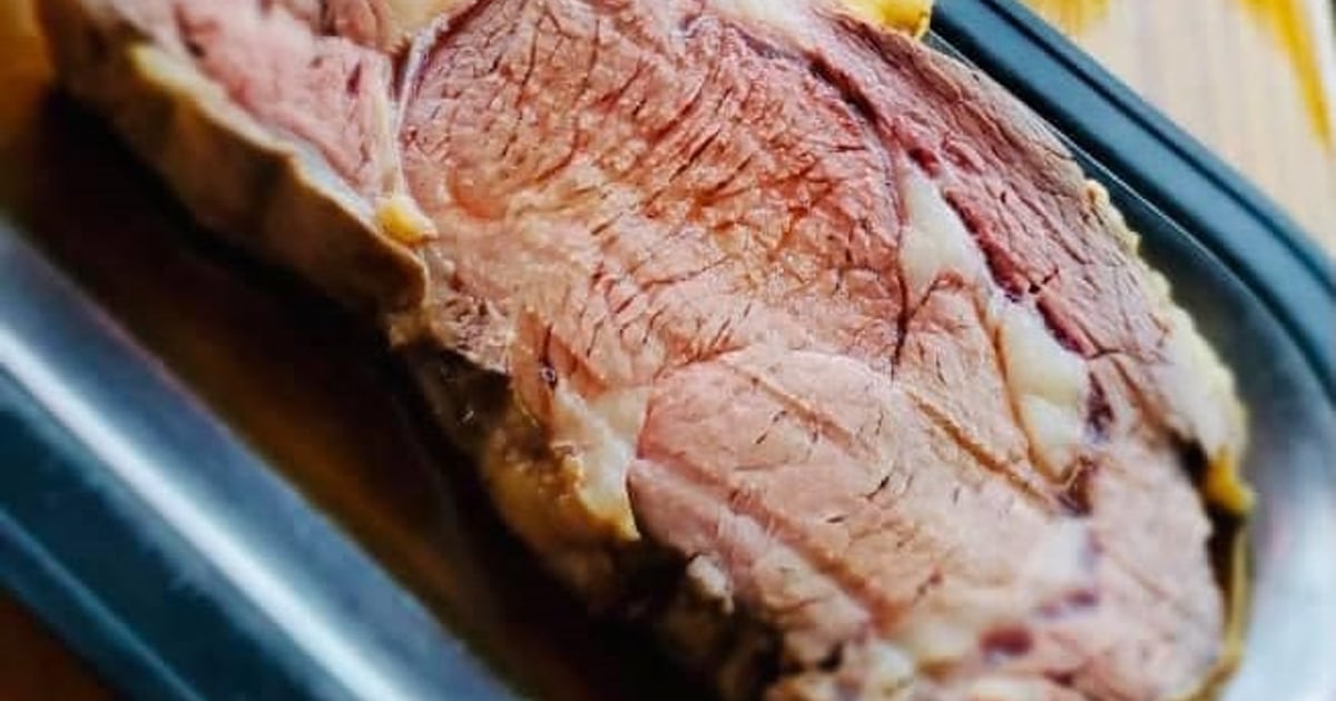 Photos - The Prime Rib - Restaurant in IA
