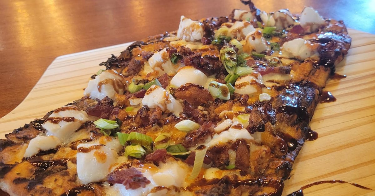 Scallop & Bacon Flatbread Menu Barrett's Alehouse American