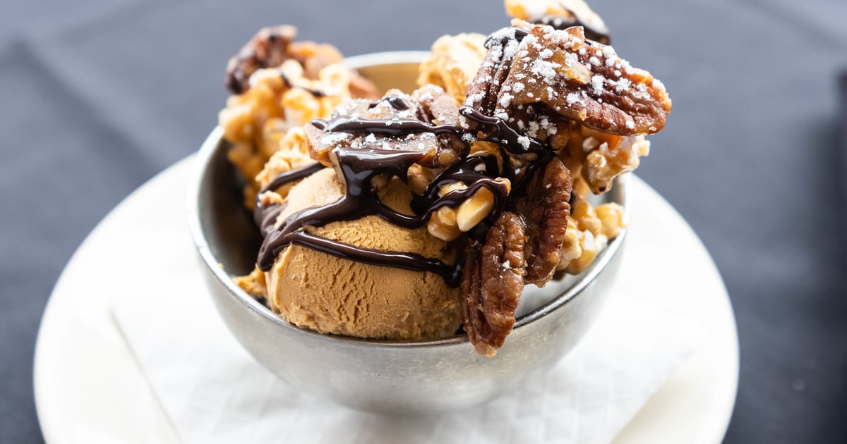 Salted Caramel Ice Cream Sundae Food Common Grill