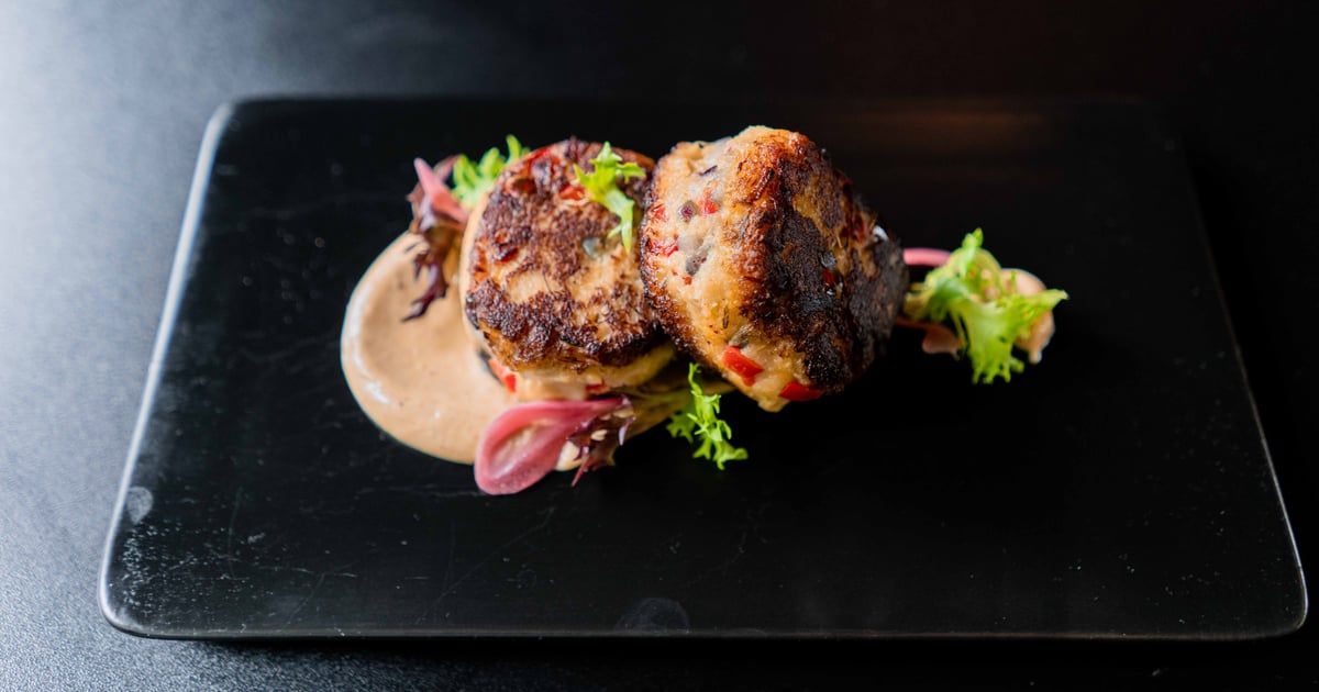 Savannah Crab Cake Main The Suburban American Restaurant in