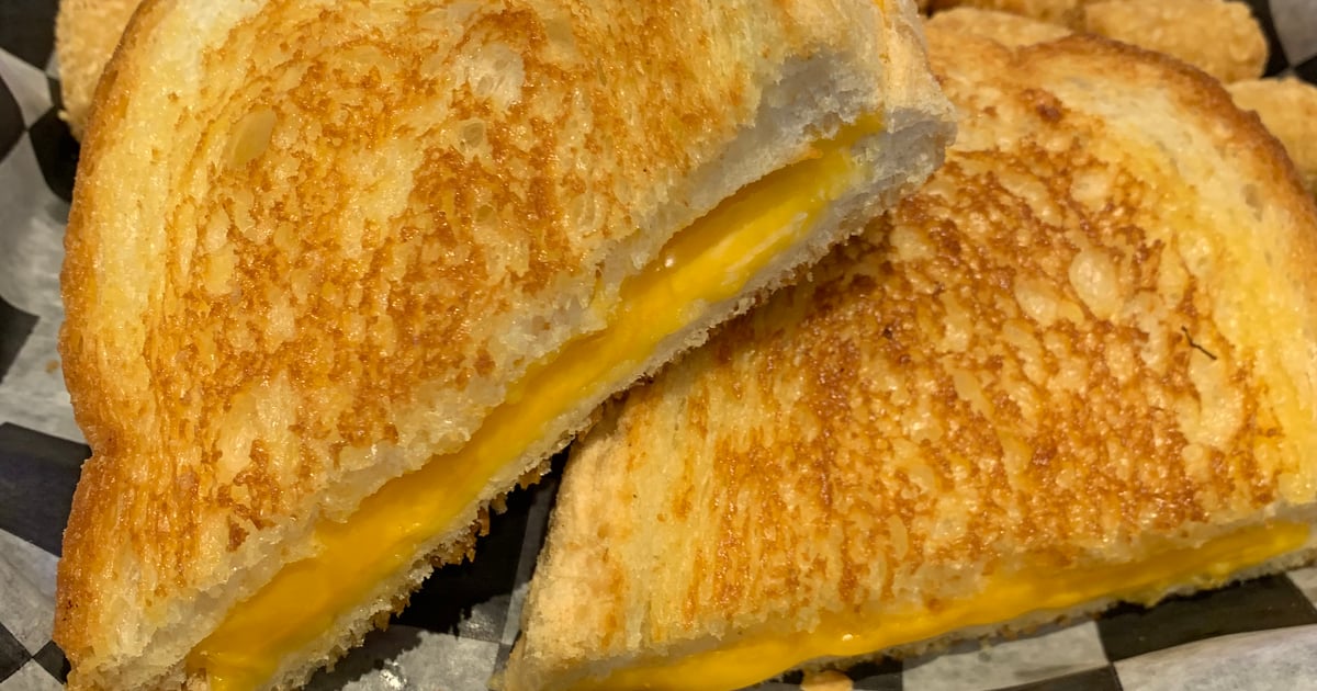 Kids Grilled Cheese - Kids Menu - Drafts Sports Bar & Grill