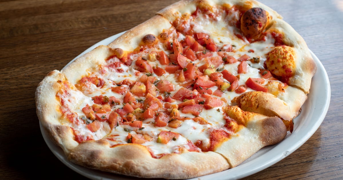 Margherita Pizza Menu Lone Oak Grill (Eagan, Forest Lake