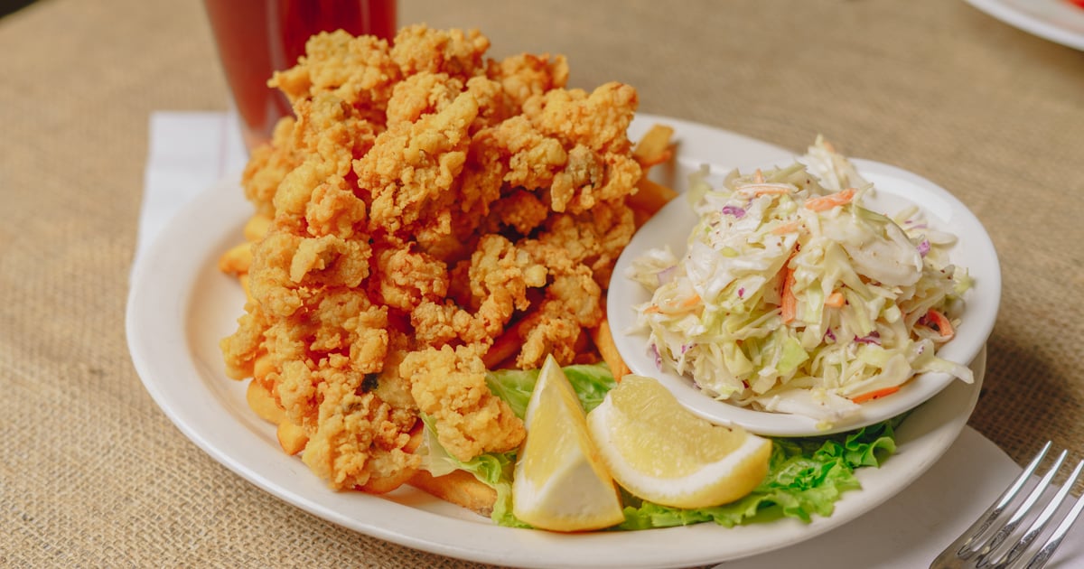 fried-clams-lunch-menu-the-quarterdeck-seafood-restaurant-in