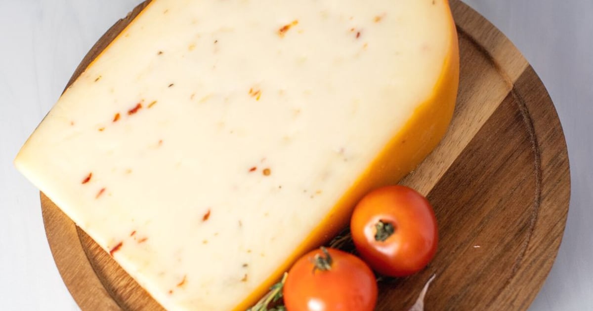 Italian Herb All Flavors Marieke Gouda Wisconsin Cheese, Farm