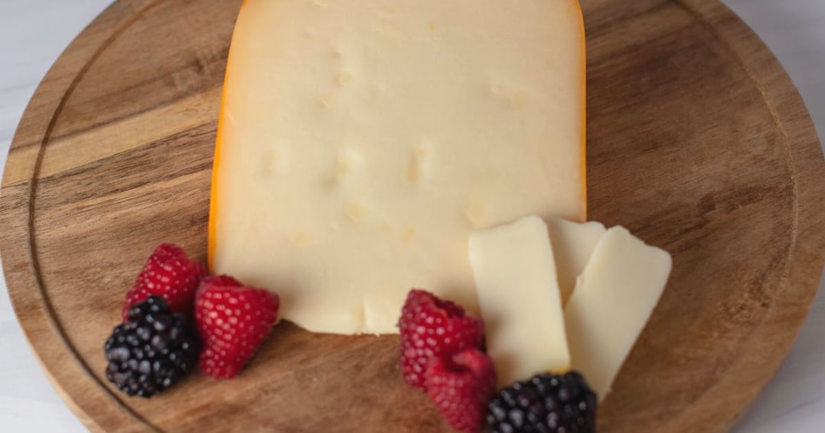Mature All Flavors Marieke Gouda Wisconsin Cheese, Farm, Store
