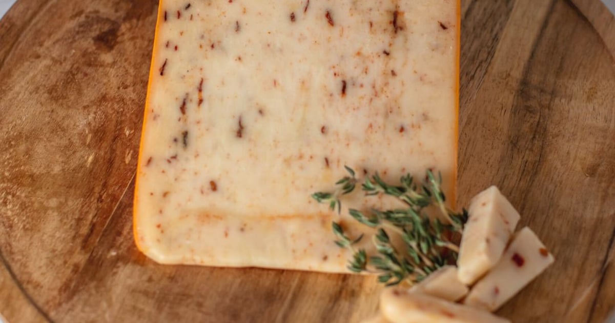 Chipotle All Flavors Marieke Gouda Wisconsin Cheese, Farm, Store