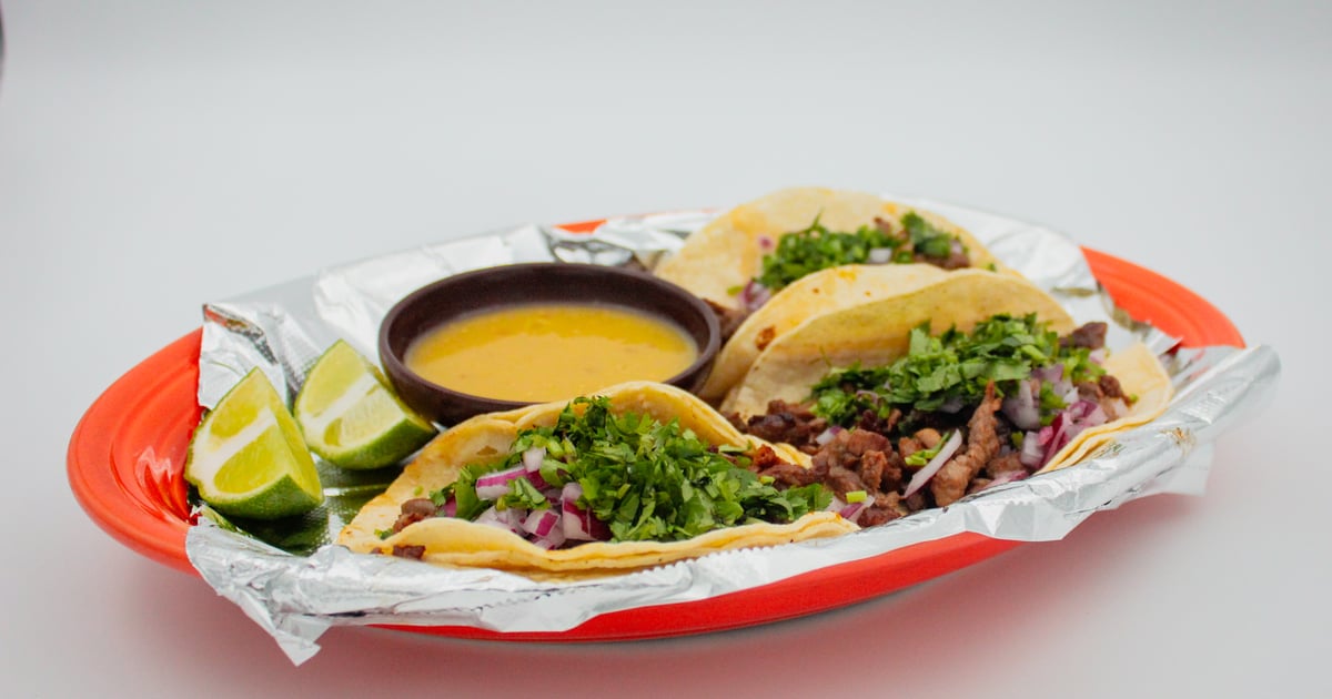 Tacos De Carne Asada Main Valle Escondido Mexican Restaurant