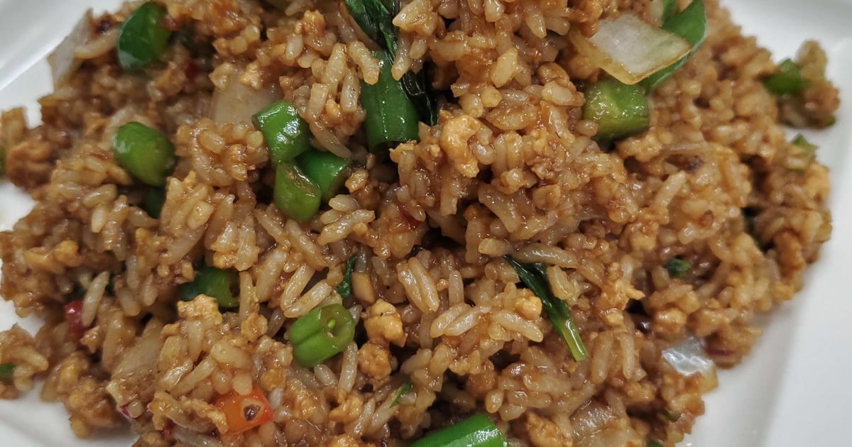 spicy-basil-fried-rice-main-menu-coconut-thai-cuisine-thai