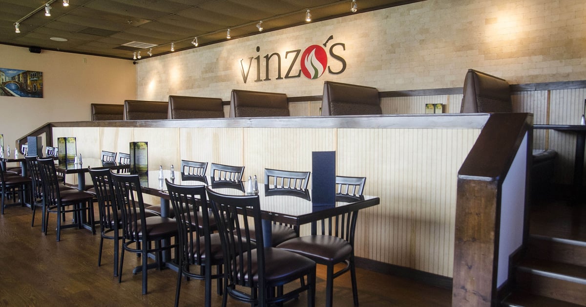 Vinzo's Italian Grill & Pizzeria Restaurant in Casselberry, FL