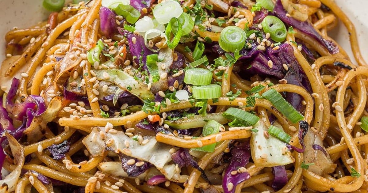 Blackstone Yakisoba Noodles (Wheat) Tray (Feeds 810) A La Carte