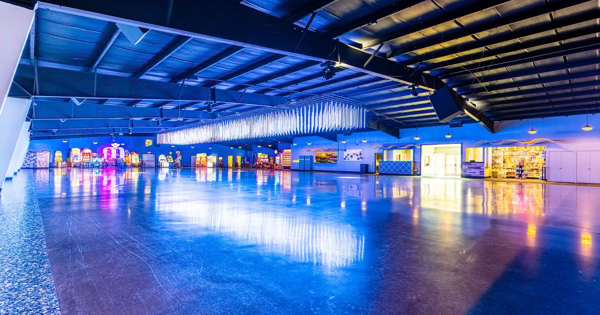 SPINZ Bar in Fort Myers, FL