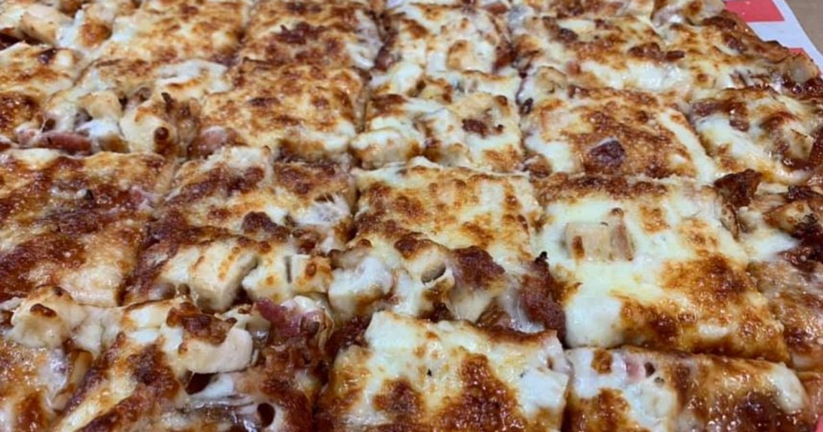 BBQ Bacon Chicken Online Ordering is Available! Picnic's Pizza & Grille Restaurant in