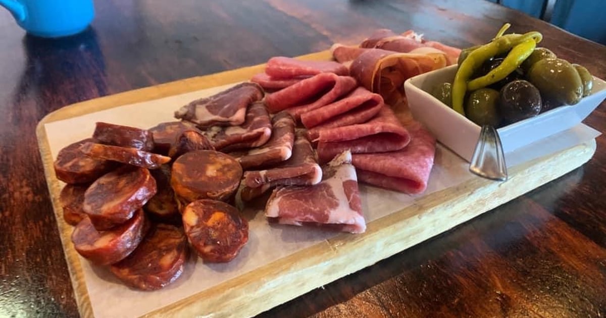 Spanish Cured Meats Board DINNER MENU Tablas Woodstone Taverna