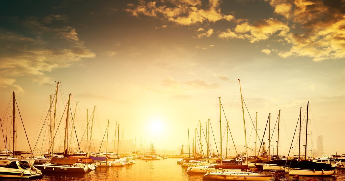 Harbor Steakhouse Restaurant in Keego Harbor, MI