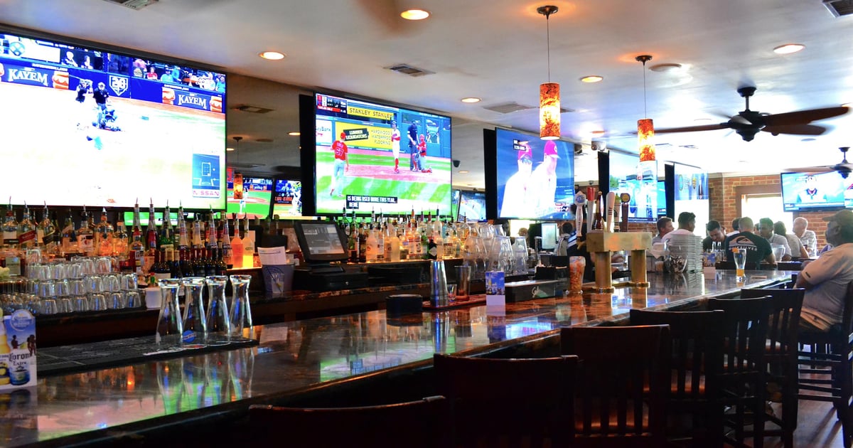 Game Watch - Penn Quarter Sports Tavern - Restaurant in Washington, DC