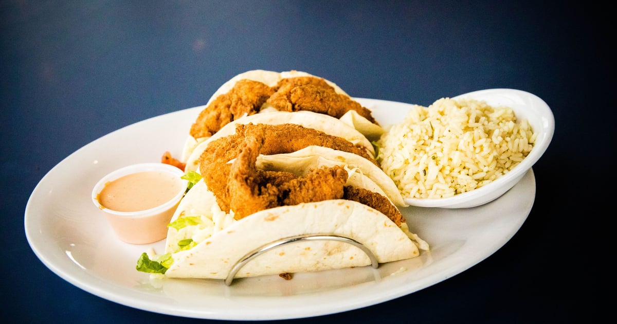 Promotions Billy's Chowder House Seafood Restaurant in Wells, ME