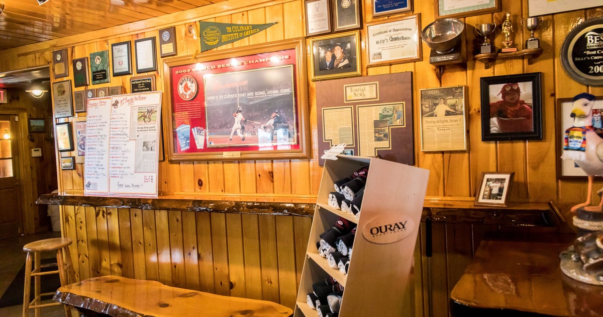 Billy's Chowder House Seafood Restaurant in Wells, ME