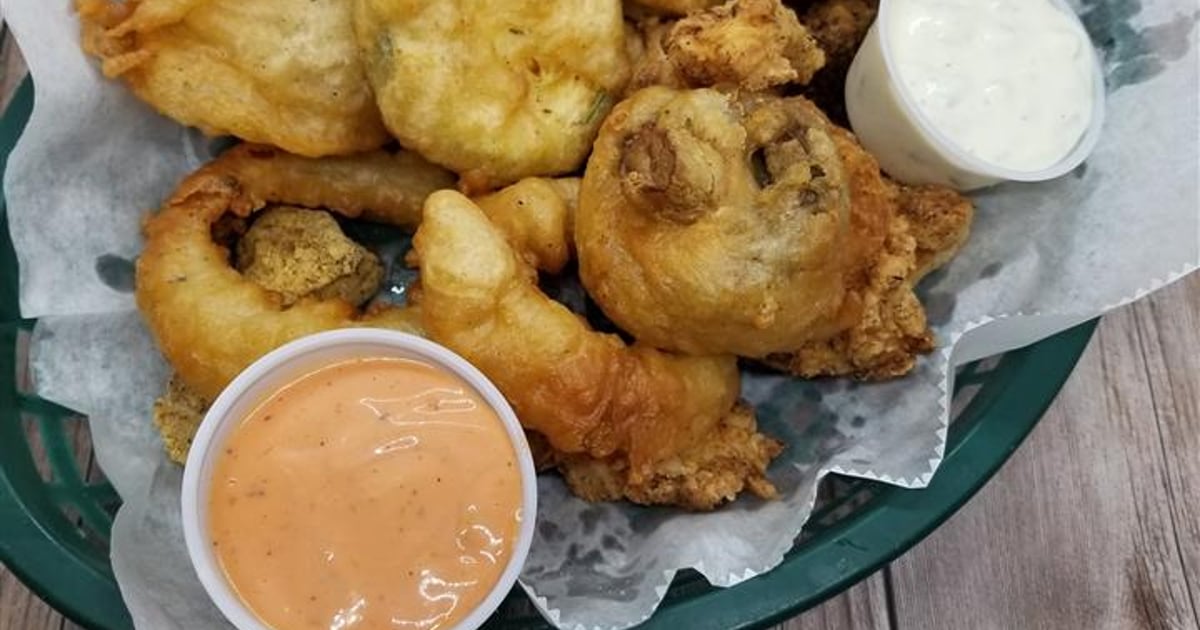 CRACKER PLATTER Cherry Pocket Menu Cherry Pocket Steak n Seafood