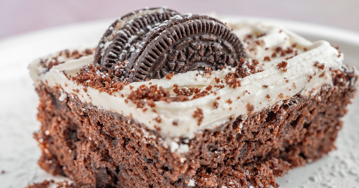 Oreo Dream Cake Beverages, Desserts & Chips Dom's Deli & Grille