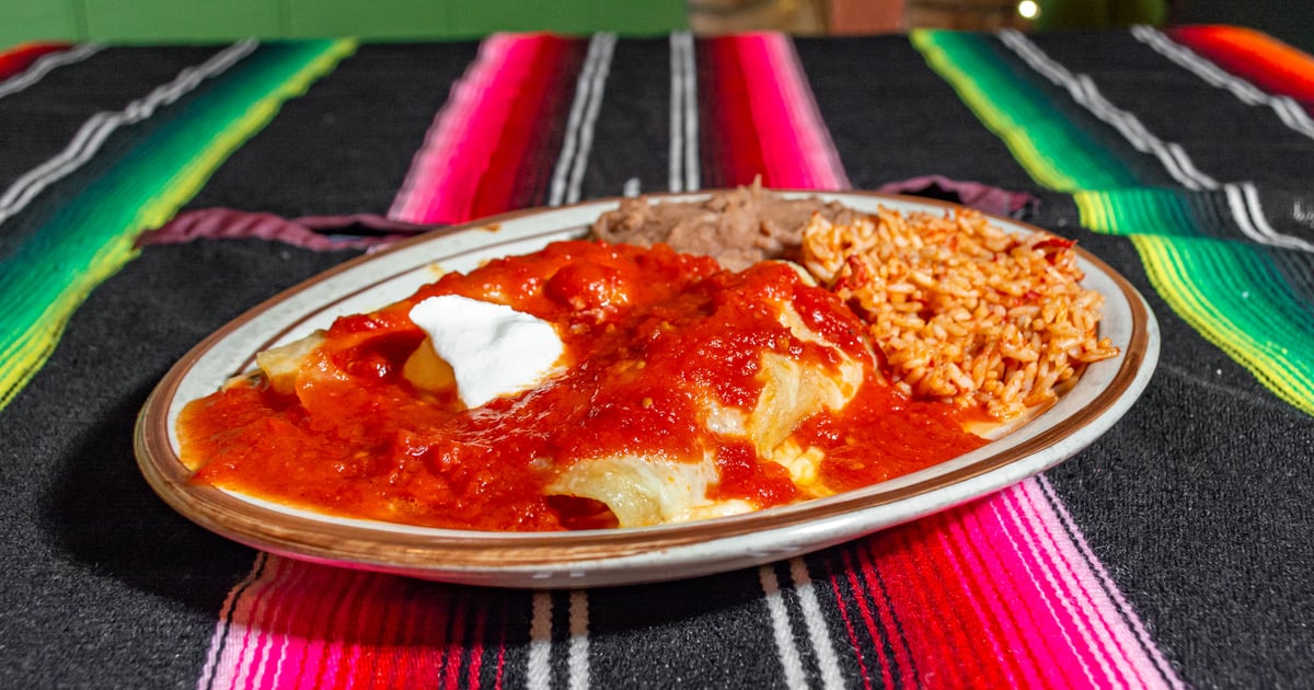 De Jocque Enchiladas - El Nibble Nook - Traditional Mexican