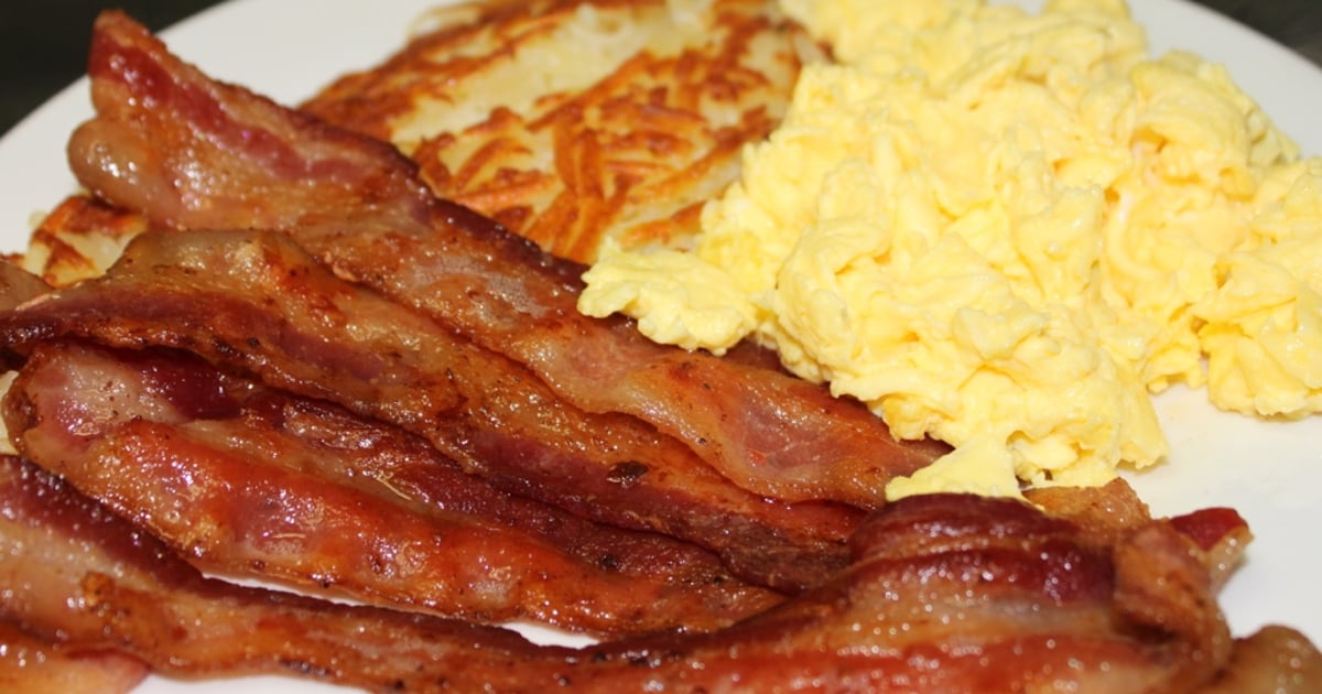 Saturday breakfast – bacon and eggs!