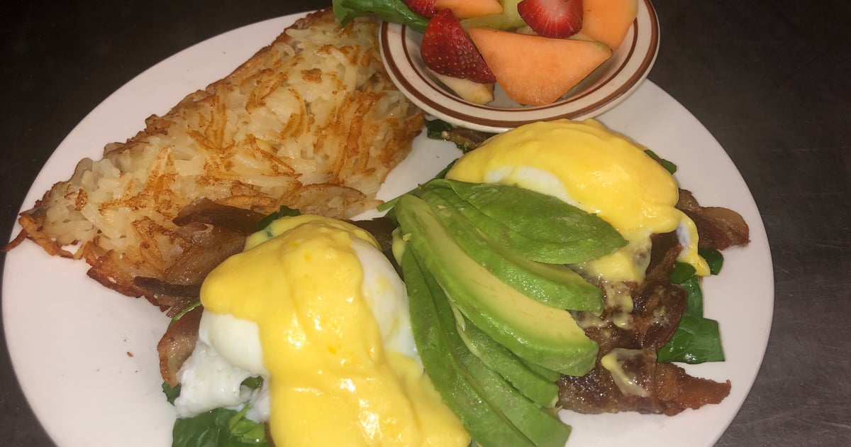 Bacon, Spinach, Avocado Benedict Breakfast Yosemite Falls Cafe
