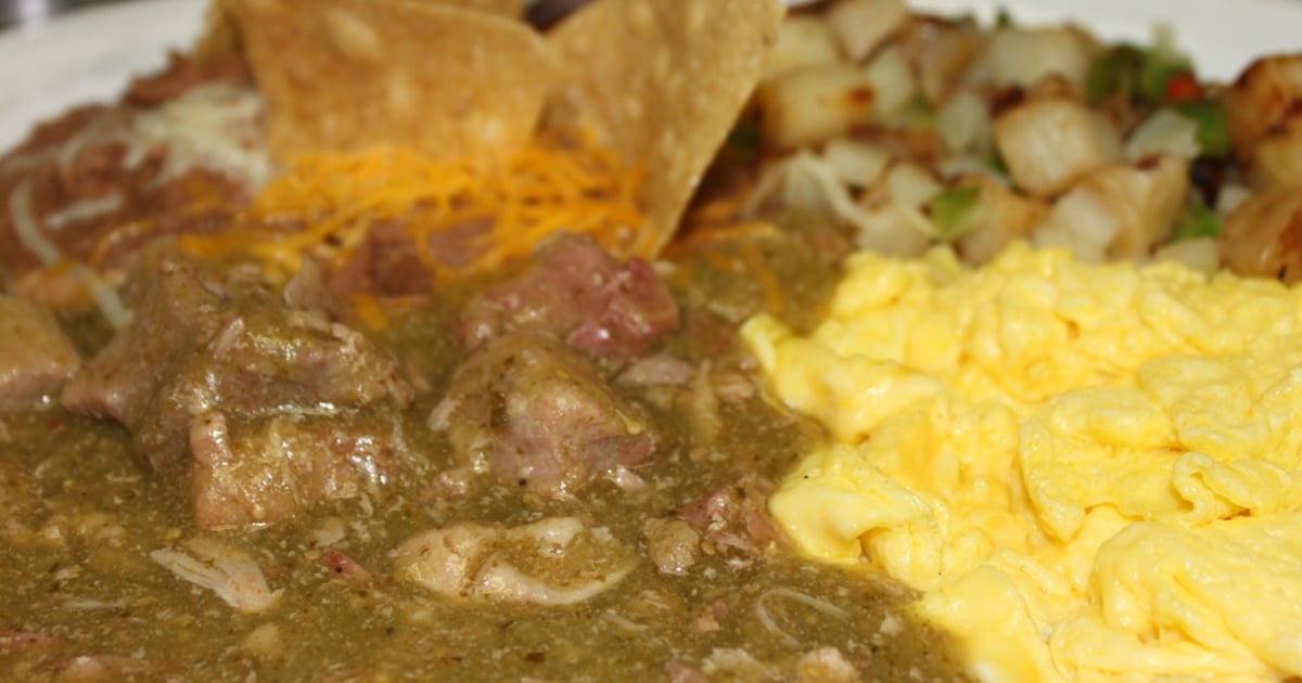 Senior Chile Verde & Eggs Breakfast Yosemite Falls Cafe