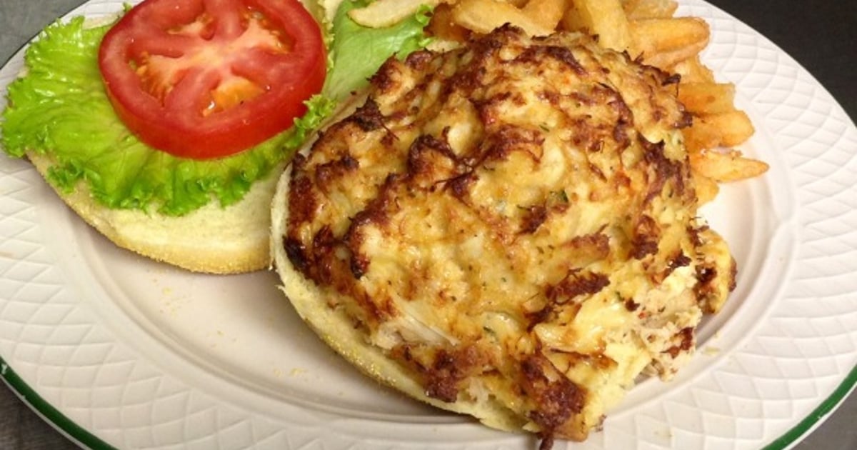 Jumbo Lump Crab Cake Sandwich Recipe