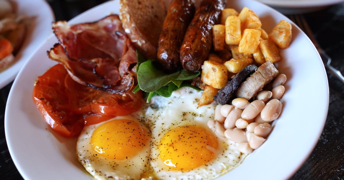 Traditional Irish Breakfast - Food Menu - Abby's Irish Pub - Pub in ...