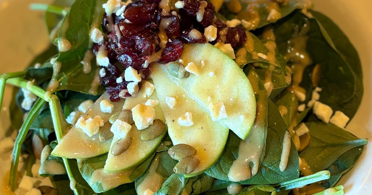 Florentine Salad Food Fratelli Italian Kitchen and Wine Bar